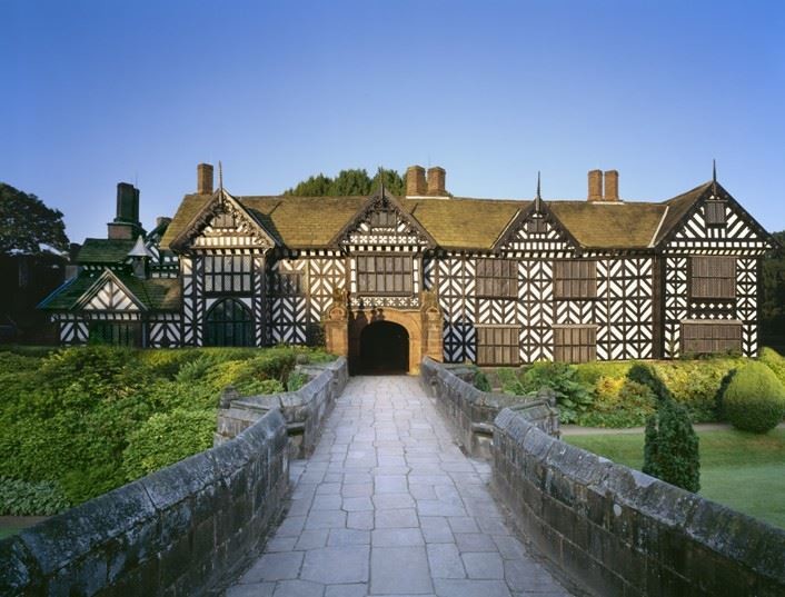 Speke Hall Sightseeing Liverpool