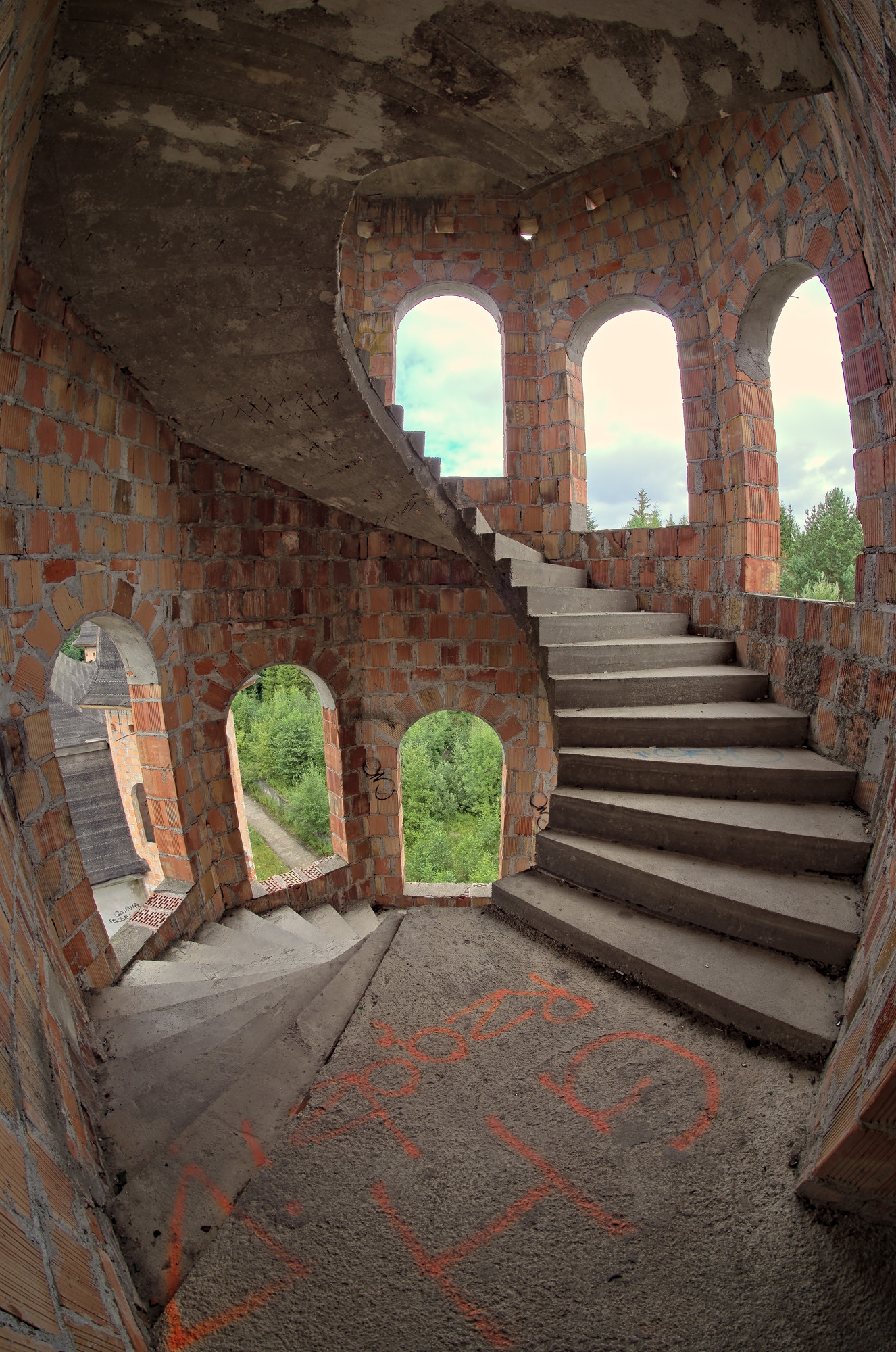 Łapalice Castle - The Derelict Mansion of Kashubia