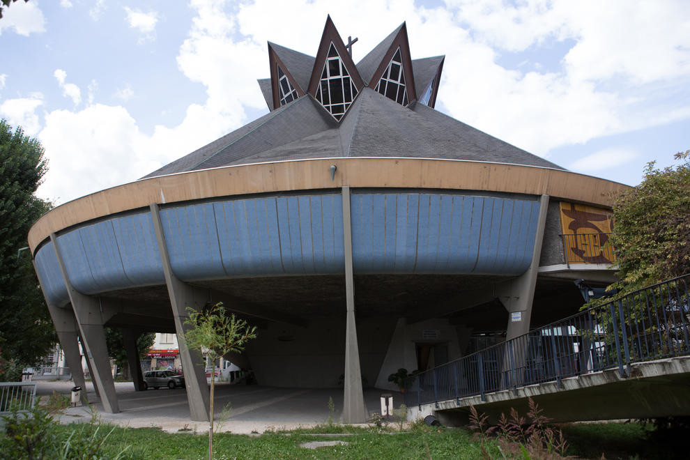 Saint Jean Church Sightseeing Grenoble