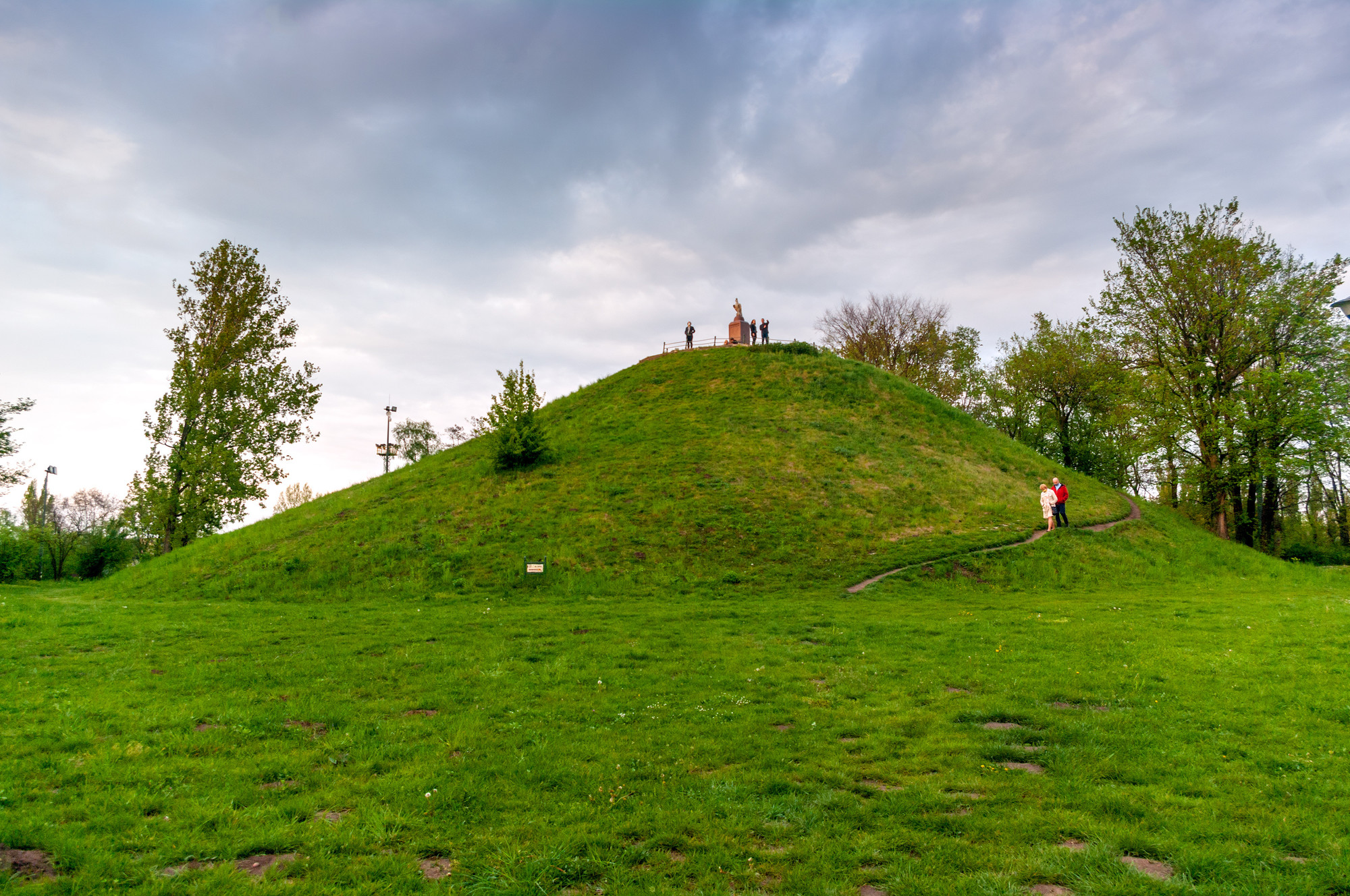 Wanda's Mound | Kraków Sightseeing | Krakow