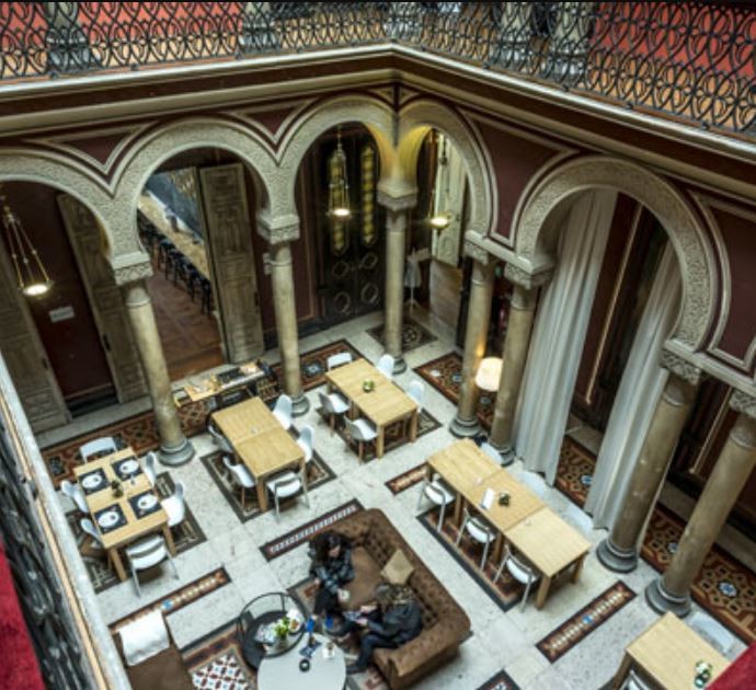 Gin Lovers & LESS Restaurants Lisbon