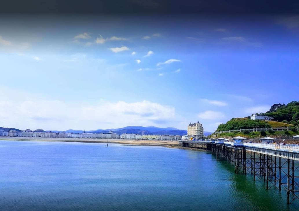 Llandudno Pier Sightseeing Llandudno & Conwy