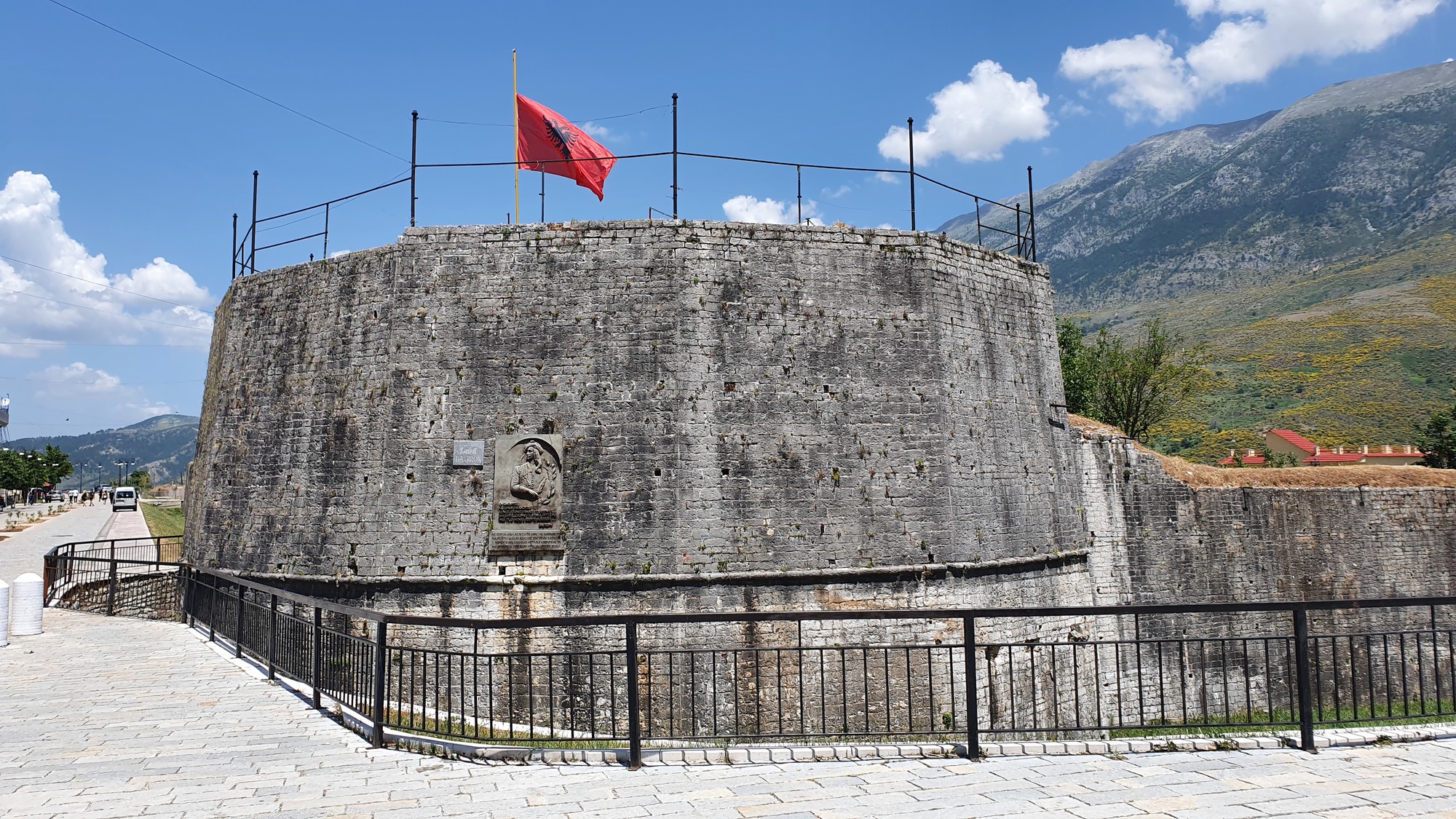 Tepelena Castle | What to See | Tepelena