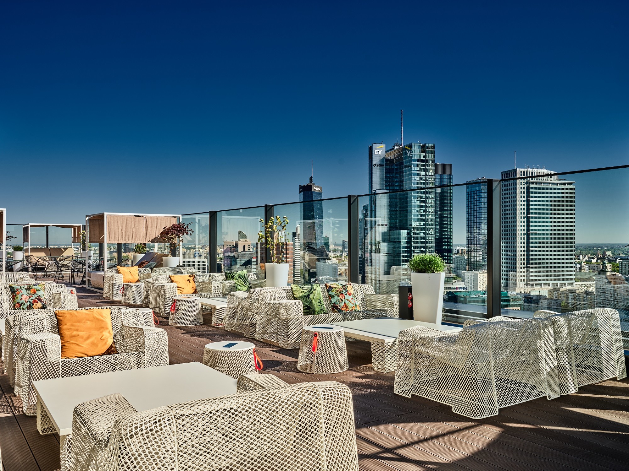 hotel nyx bar ether