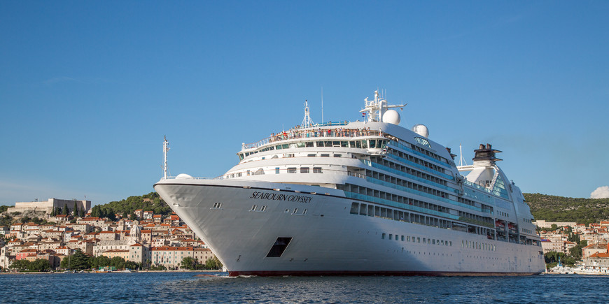 Cruiser in Šibenik port
