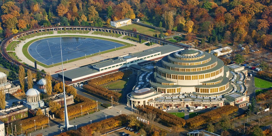 Wroclaw Centennial Hall Surrounds