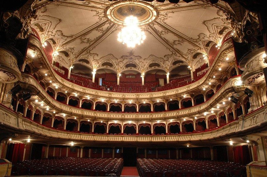 National Theatre and Opera | Sightseeing | Cluj-Napoca