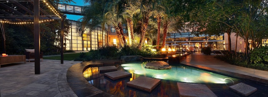 Hyatt Regency Terrace Cigar and Wine Bar