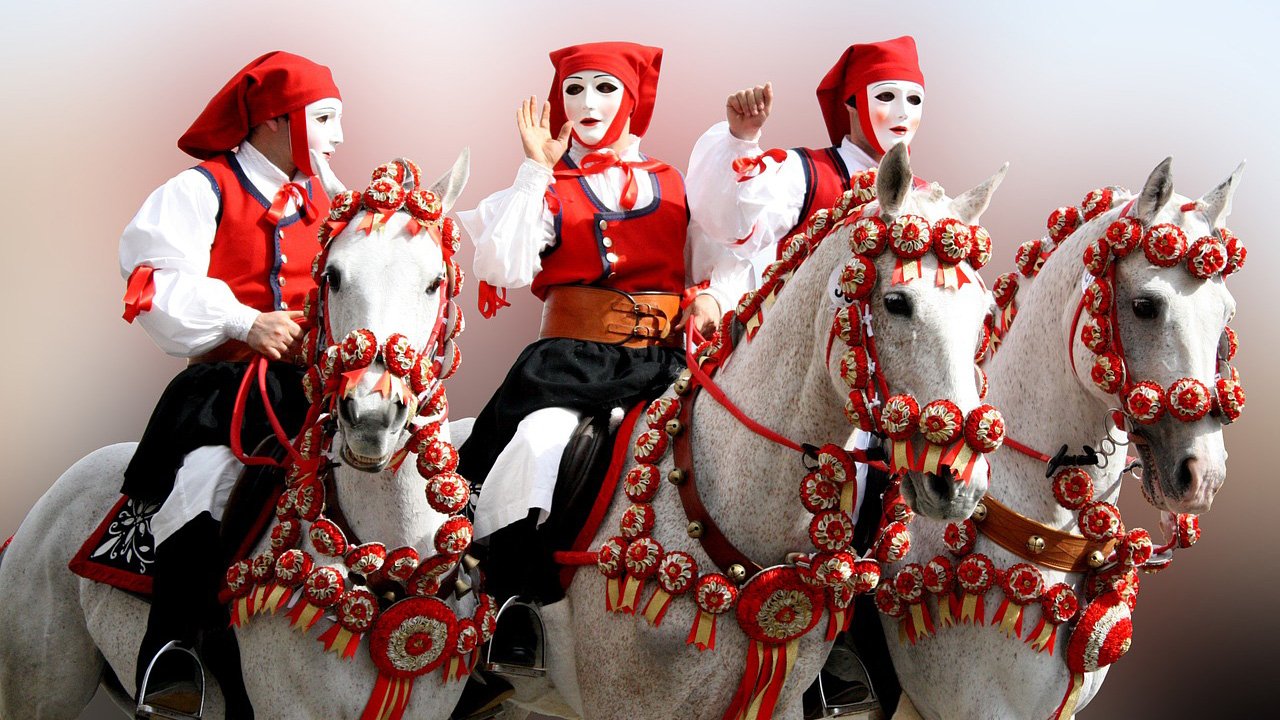 Sa Sartiglia 2020, Oristano's Equestrian Carnival © Fondazione Sa Sartiglia © Cogitosergiosum - pixabay.com