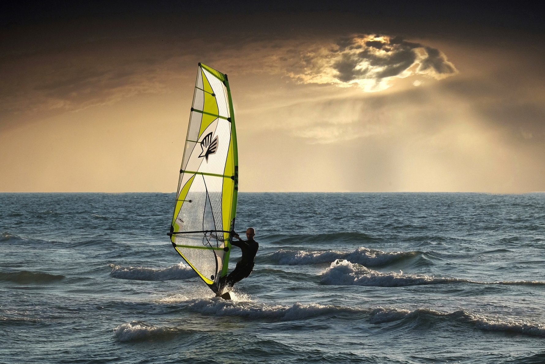 The 5 best places to windsurf in the USA © Slatin5757, Pixabay