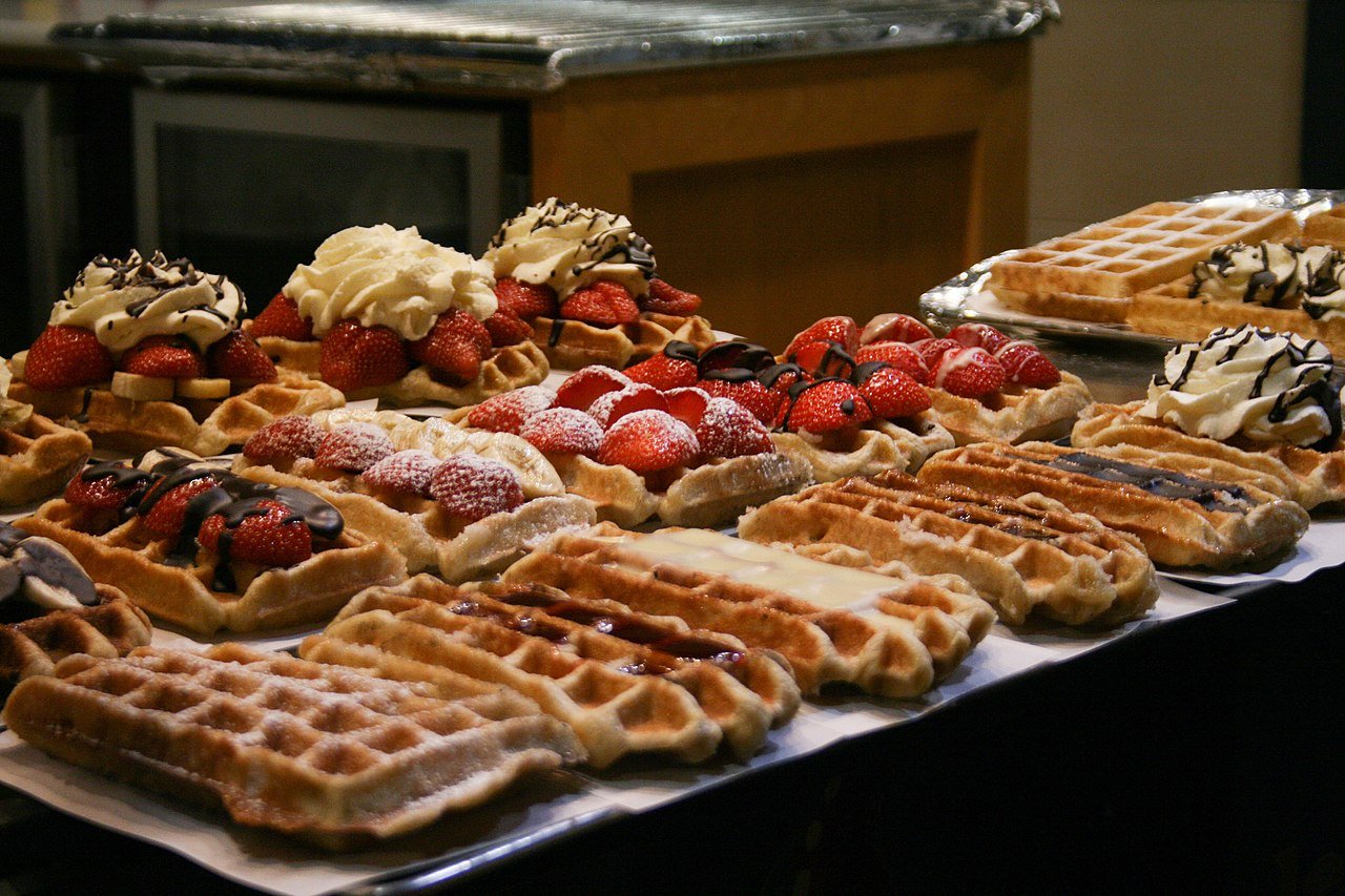 Belgian Food - Belgian Waffles © Tamorlan / CC3.0