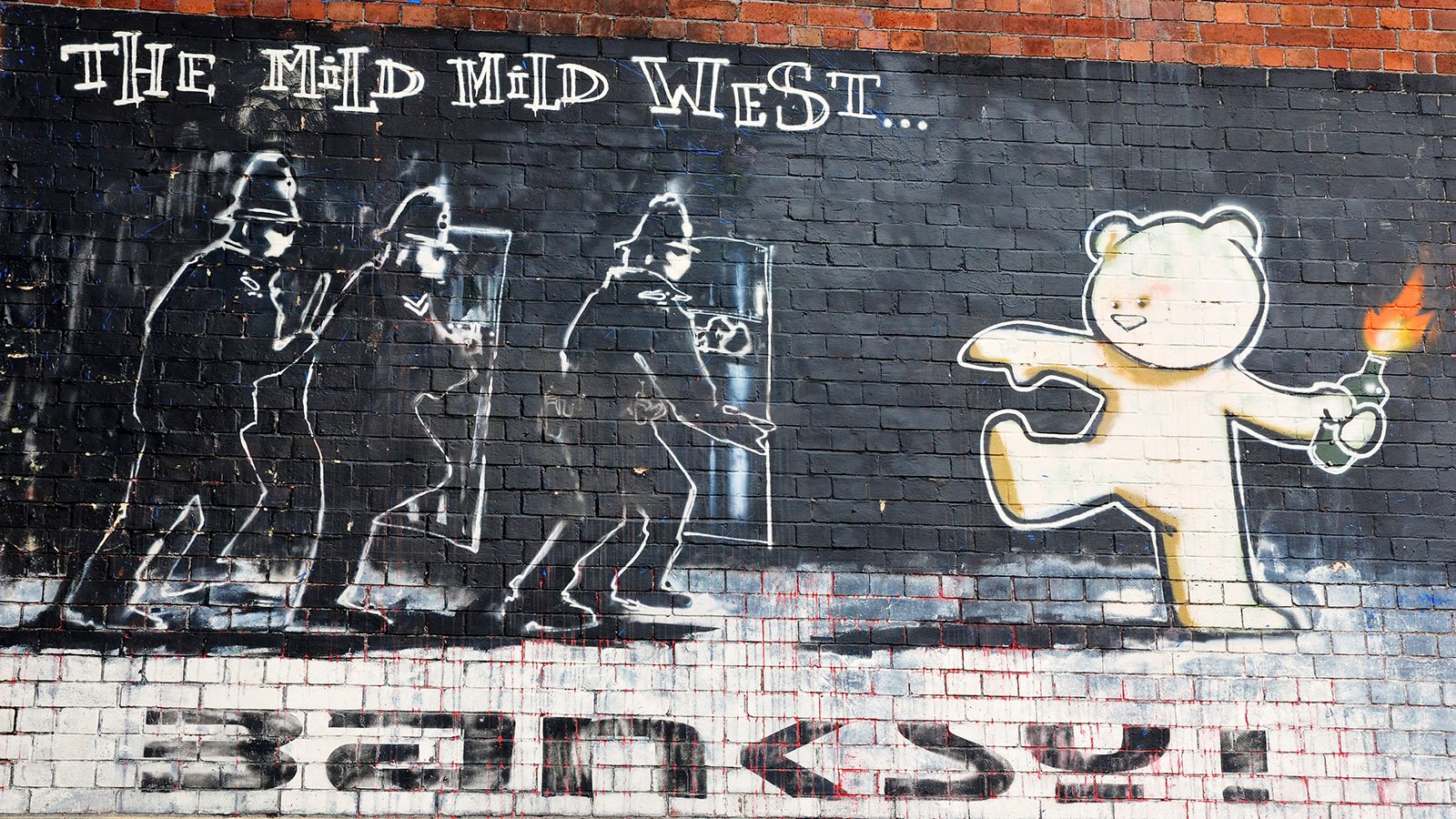 Guide to Finding Banksy in Bristol - Mild Mild West (Teddy bear v Police)