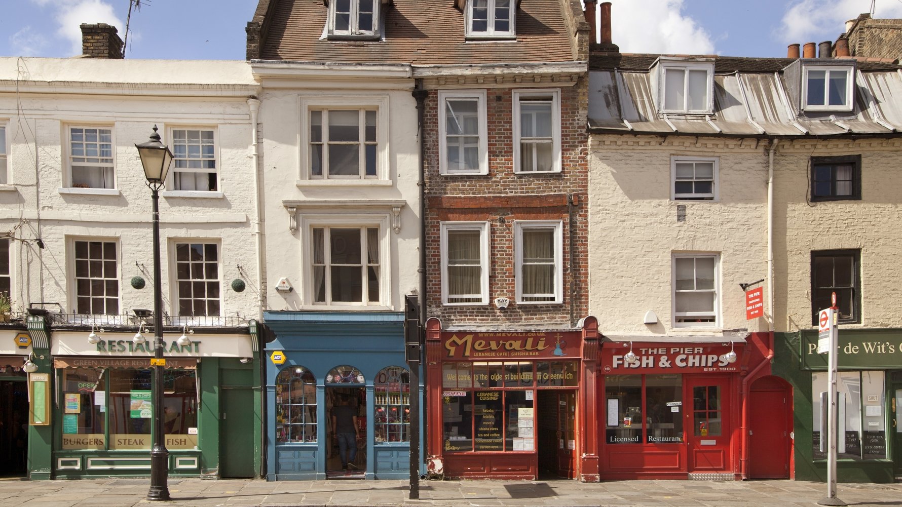 © IR Stone Shutterstock.com Old street Greenwich