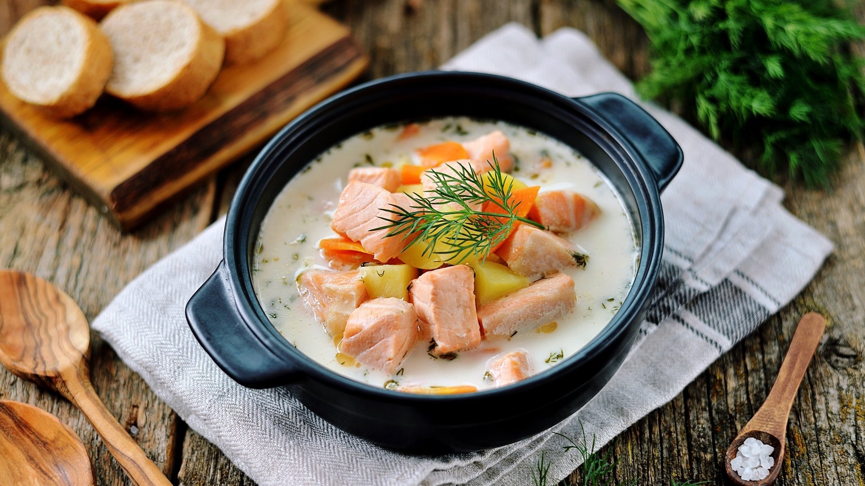 Finnish Cuisine - Lohikeitto (Salmon Soup)© Chudovska / Shutterstock.jpg