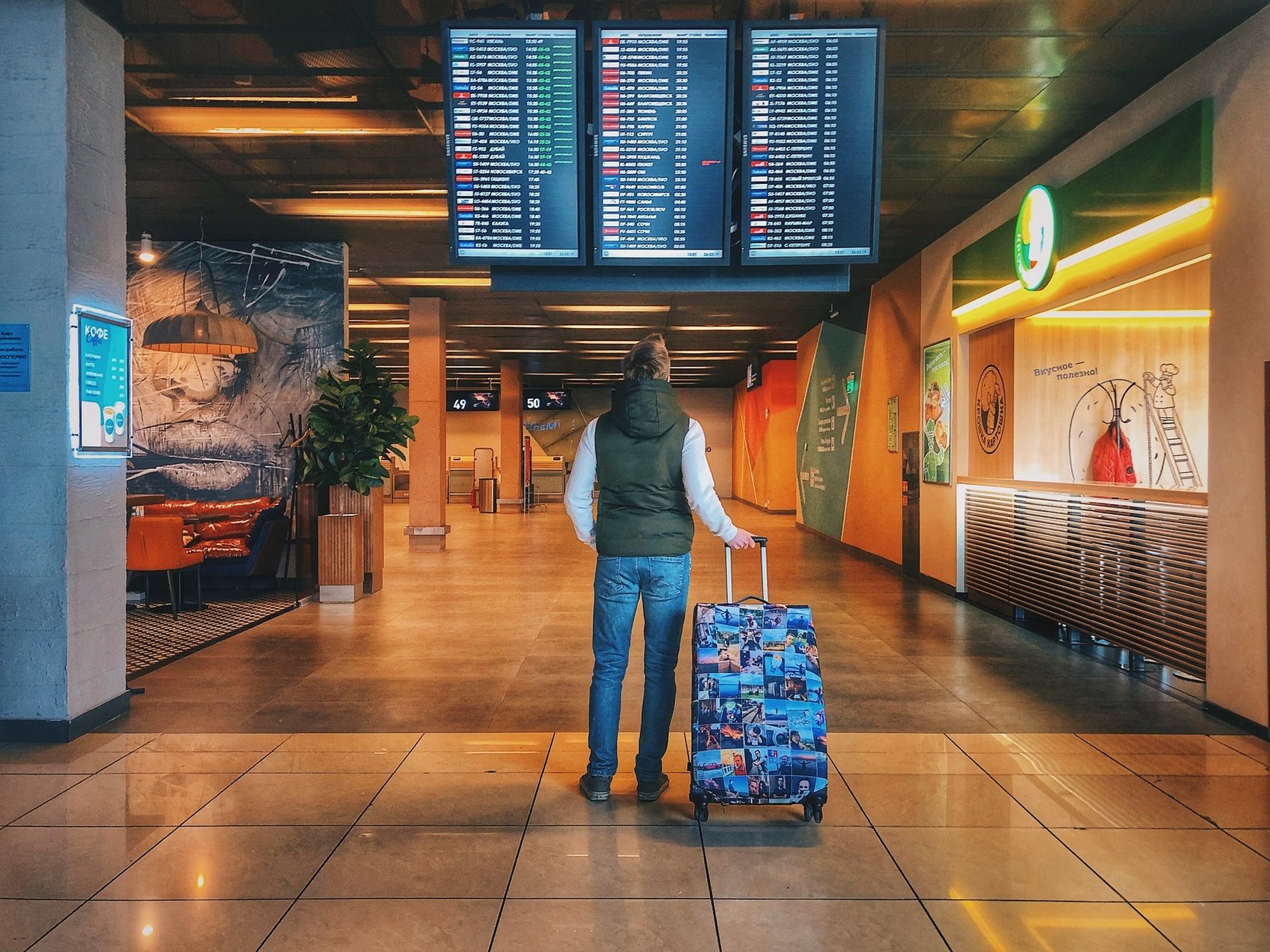 pre-departure tips for anyone travelling © danila-hamsterman-unsplash