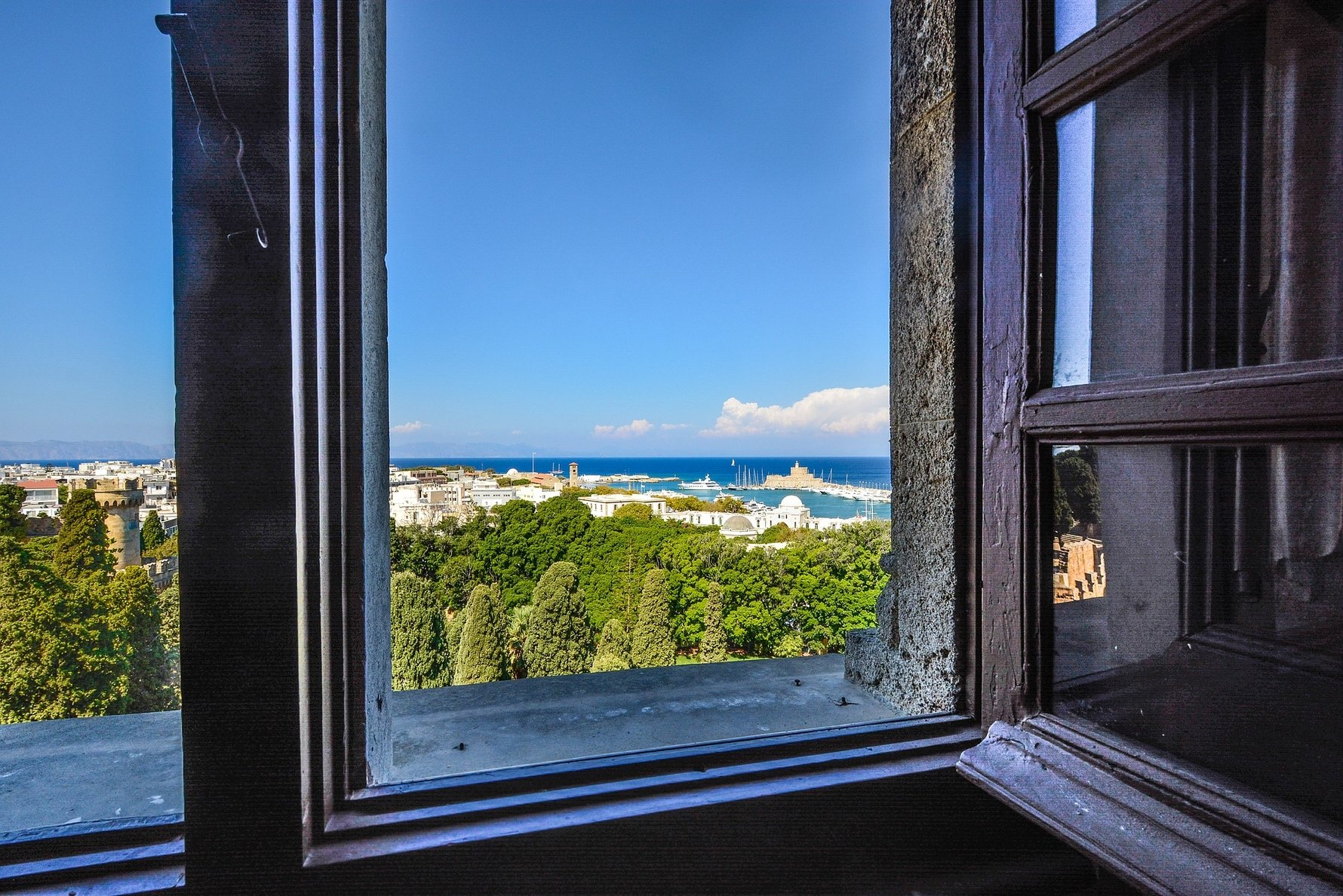 An Alternative guide to Rhodes © user32212, Pixabay