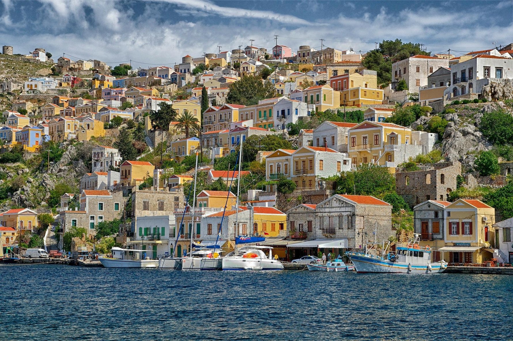 Best Unknown Islands in Greece - Symi © David Mark, Pixabay