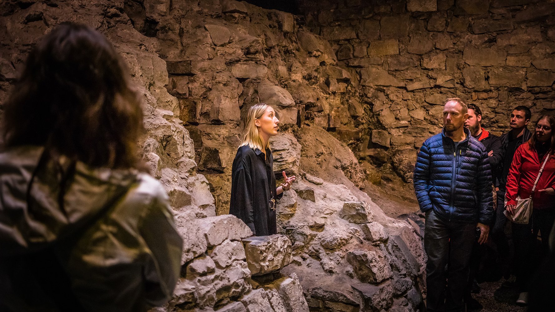 © Benoit Daoust Shutterstock.com Dublin Castle, medieval excavation of Vikings