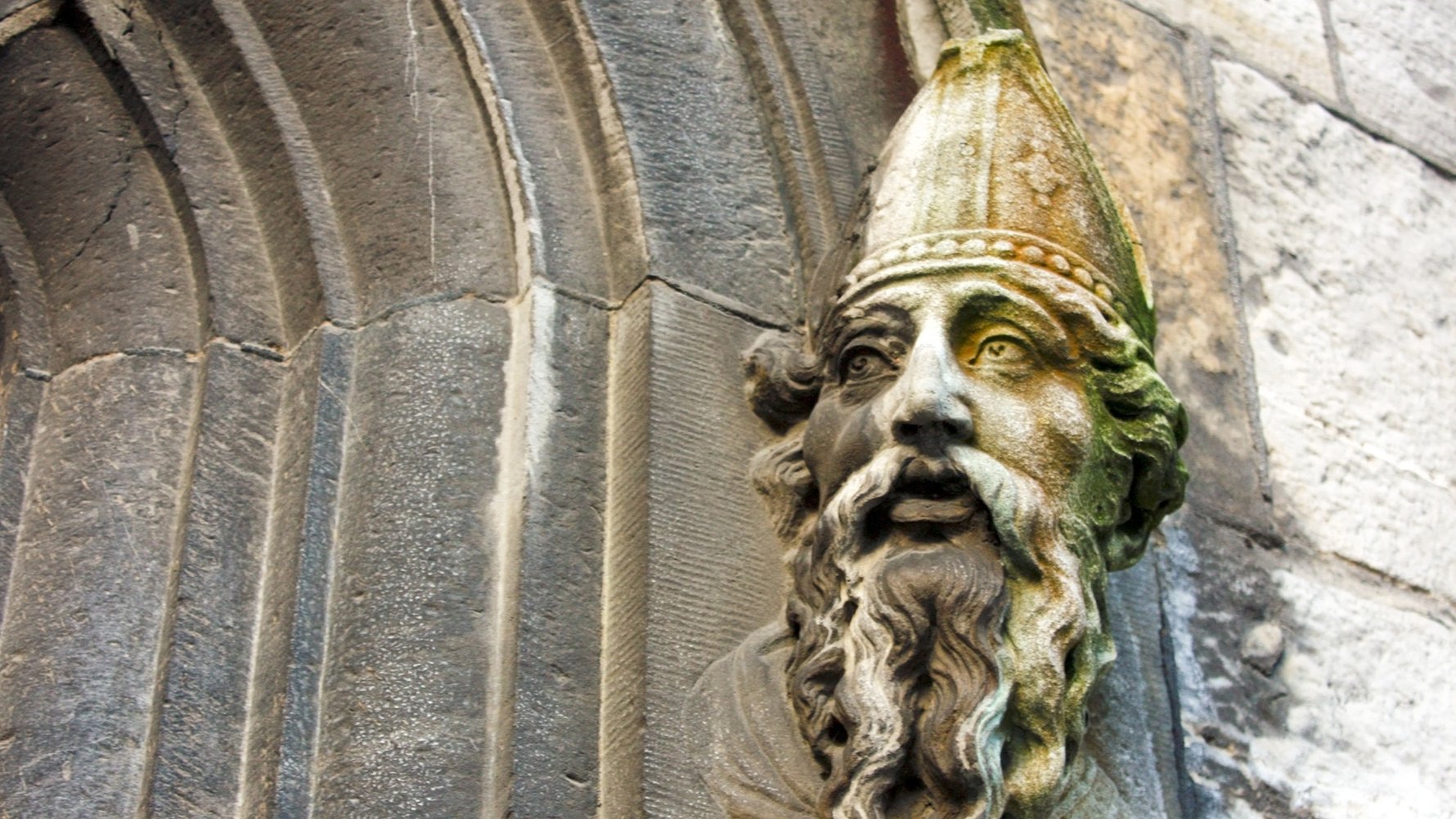 © Lesley Rigg  Shutterstock.com  St Patrick at Dublin Castle, Ireland