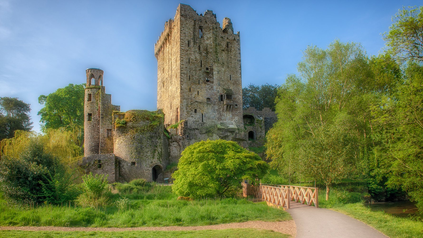 © Shawn Harquail Flickr.com Blarney Castle