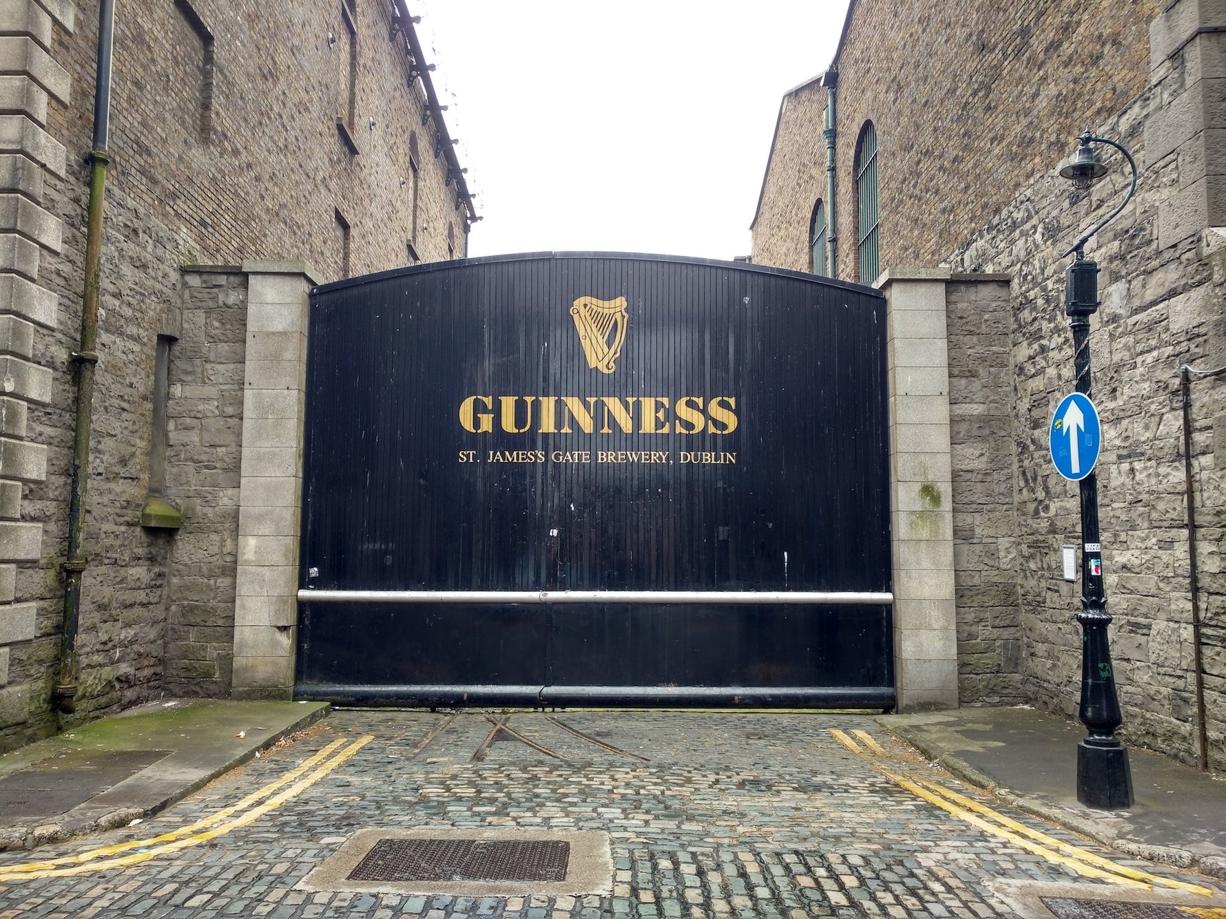 Visit the Guinness Storehouse in Dublin, Ireland © andrew-messner-unsplash