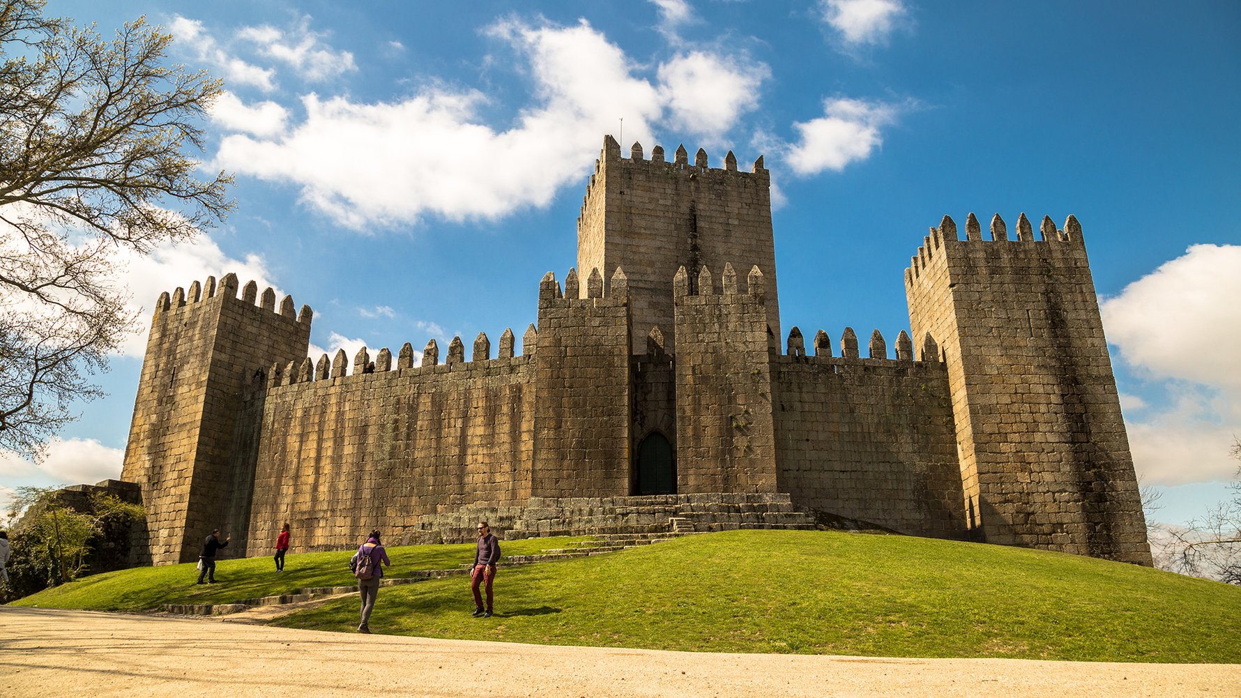 Guimaraes Destination City Guides By In Your Pocket