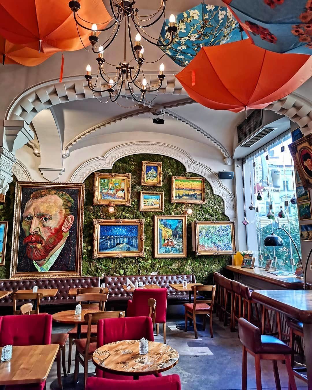 Themed Cafes & Bars in Bucharest