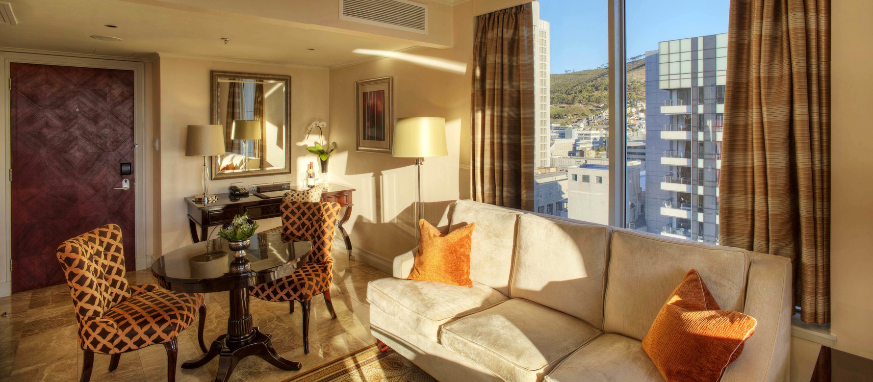 Views across Cape Town - Taj Hotel suite
