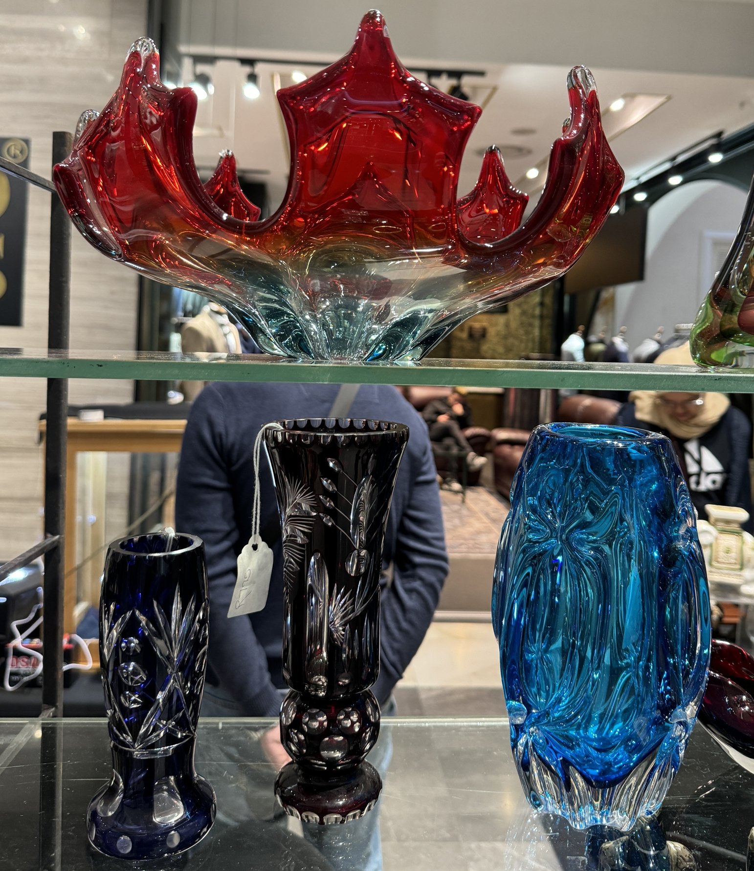 Glorious glassware at Antique Fair Sandton at Nelson Mandela Square. Photo: Johannesburg in Your Pocket.