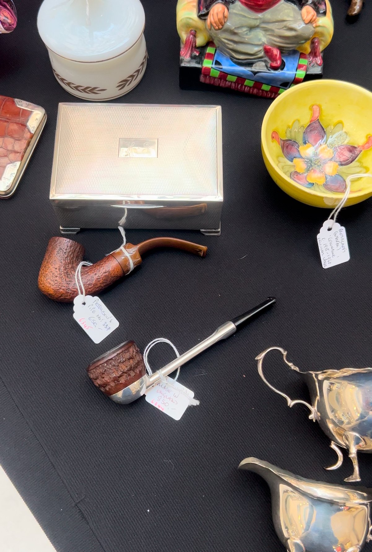 Smoking tools prevalent during the time of regency