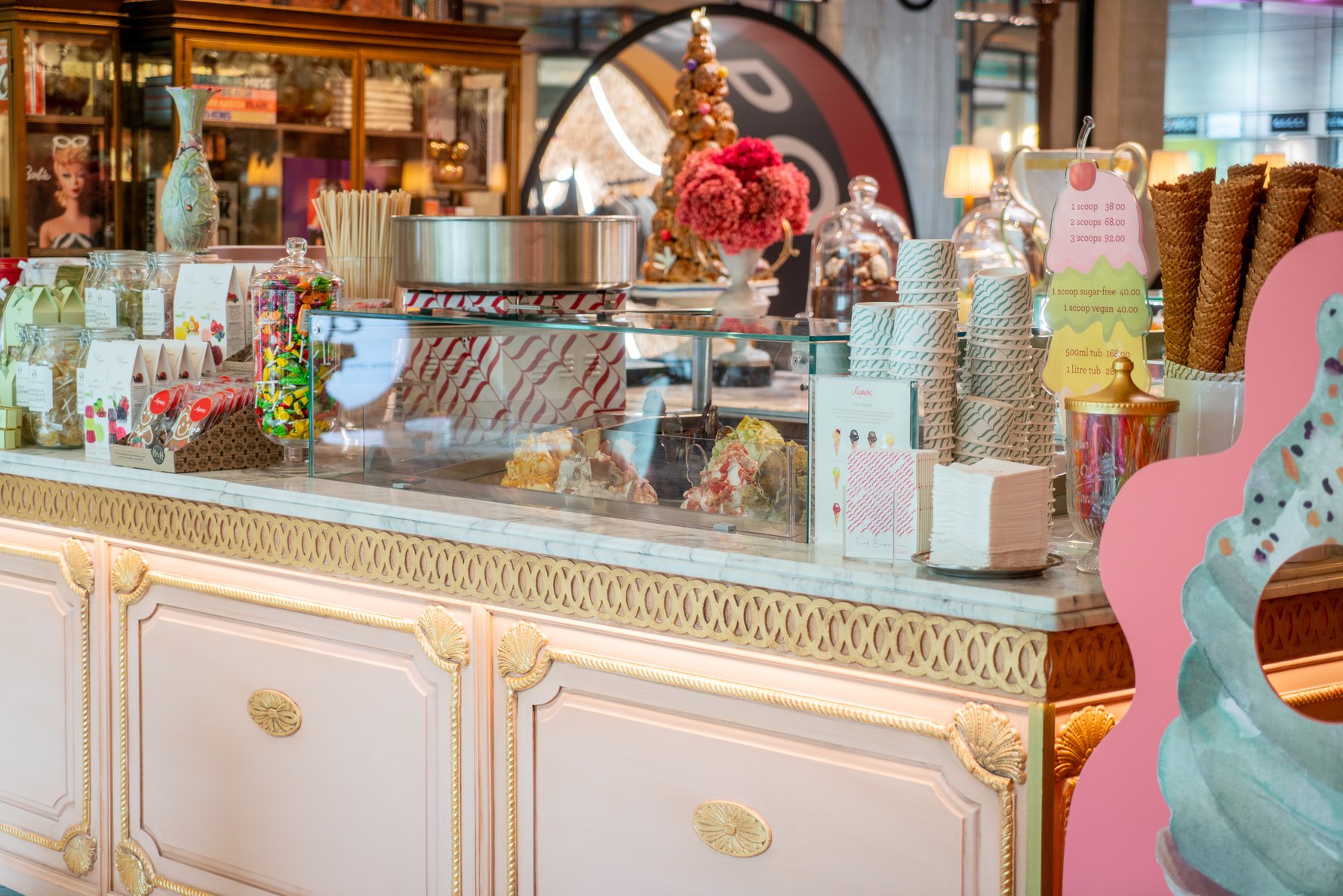 Candy for kids and adults at Le Parc by tashas