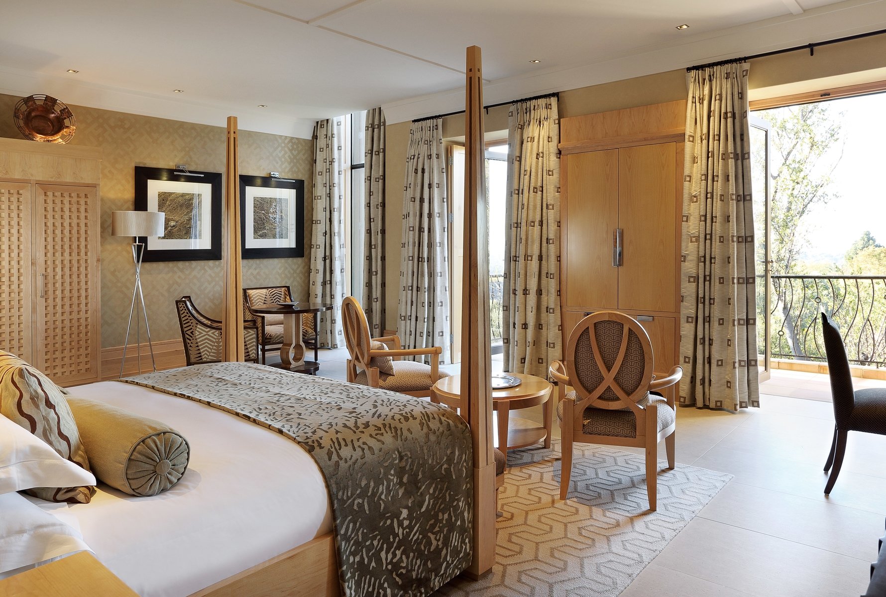 The Saxon Hotel Presidential Suite 