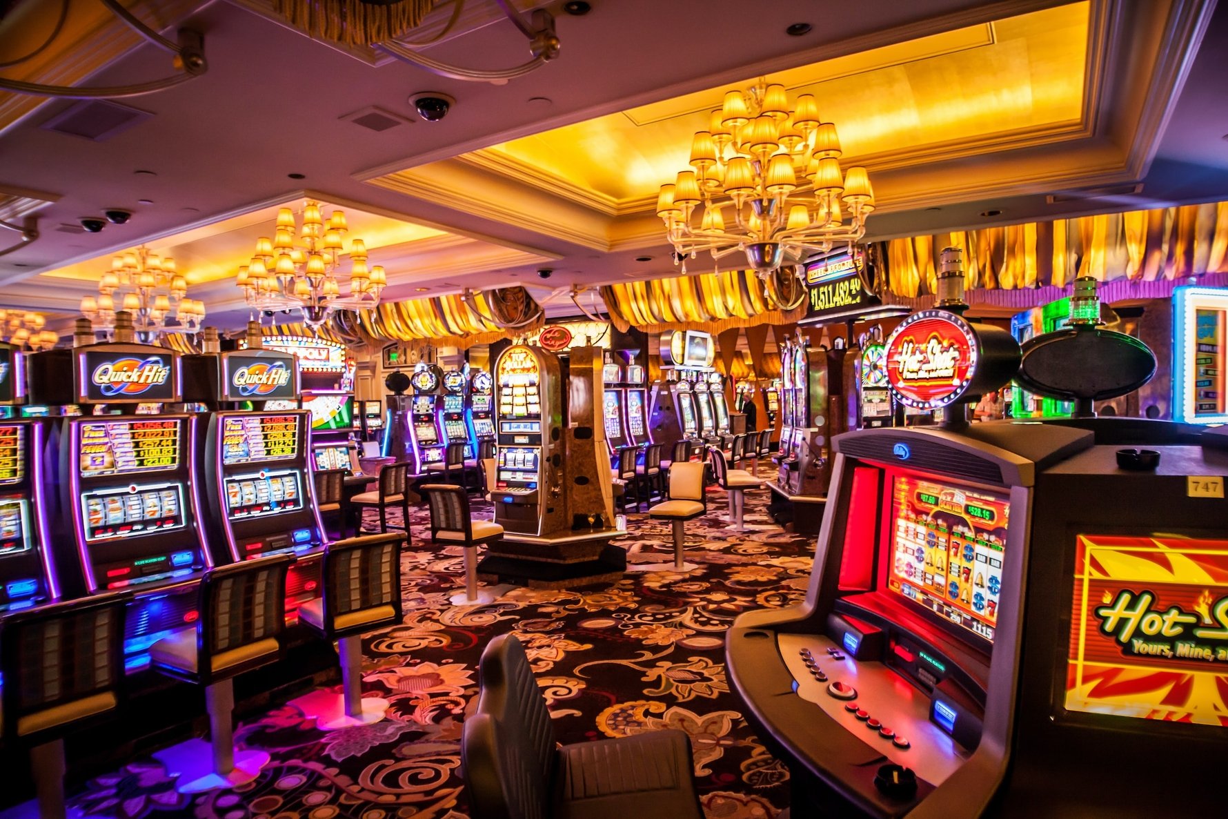 Iconic Las Vegas - Slot Machines © Kvnga / Unsplash