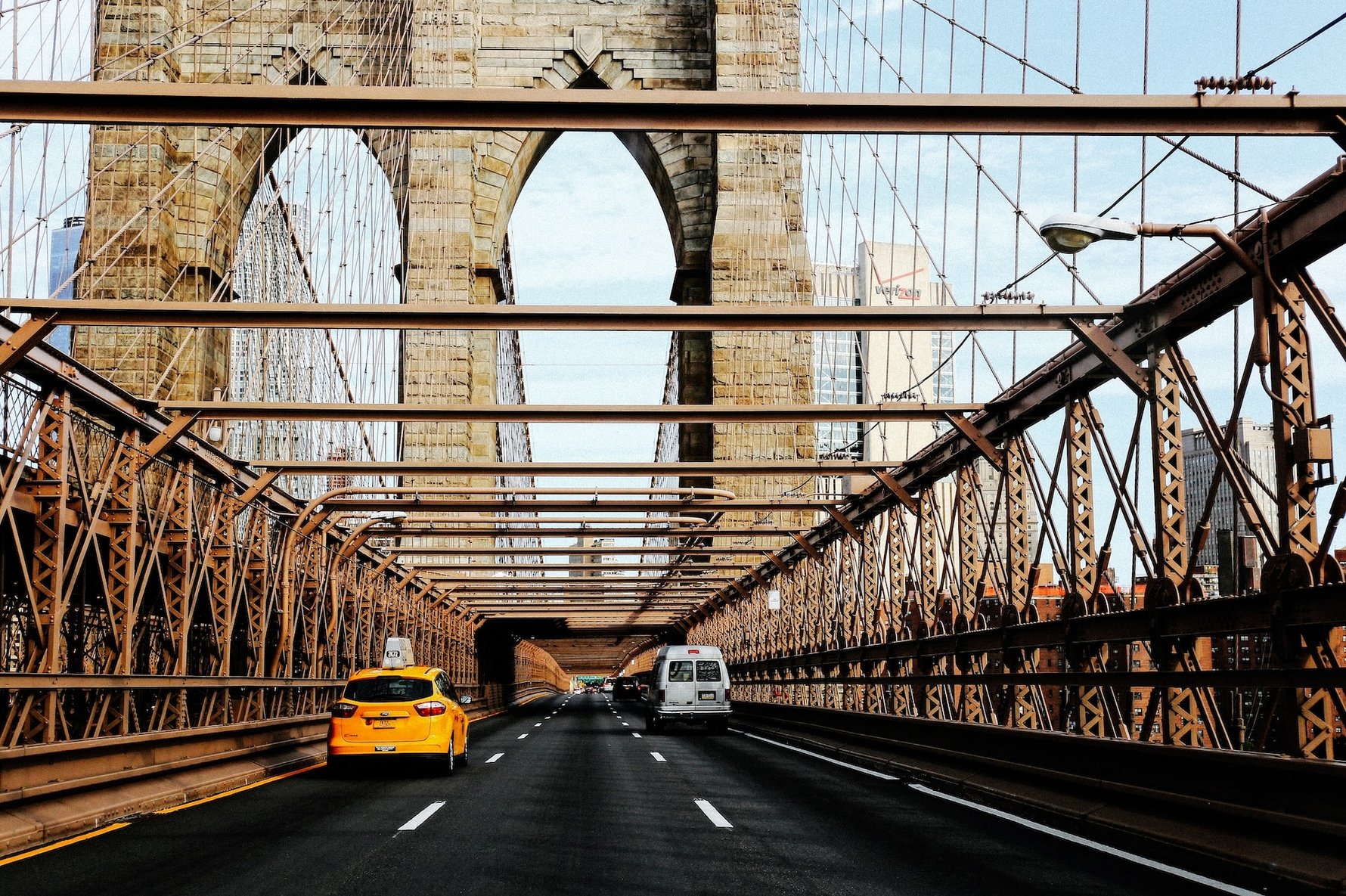 Brooklyn Bridge © dylan-lu-unsplash