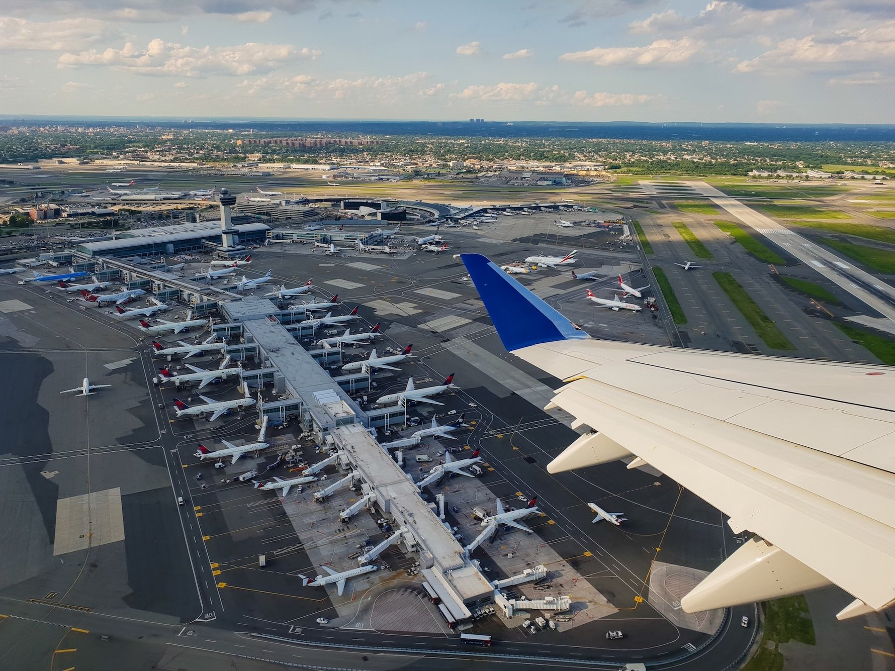 JFK Airport in New York City © miguel-angel-sanz-unsplash